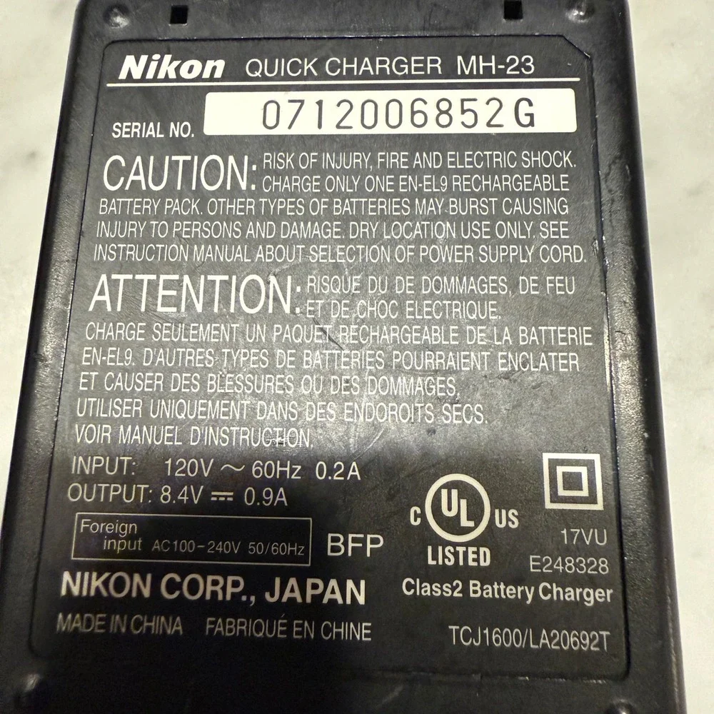 Nikon‎ MH-23 Quick Charger Lot of 2 with EN-EL9 Battery untested